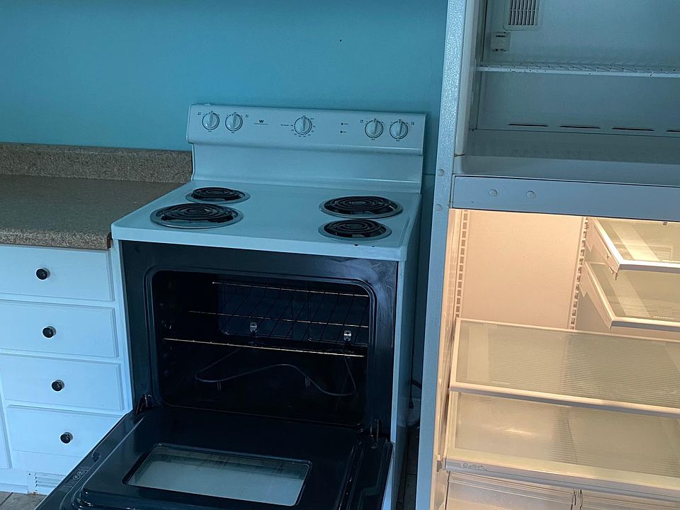 clean stove and fridge