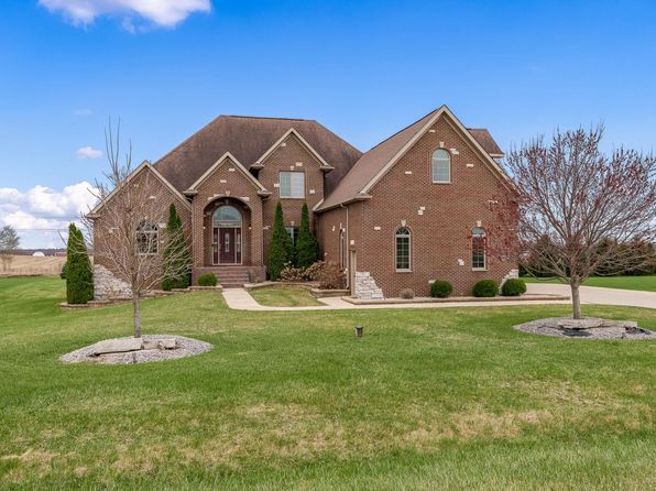 9259 E Hayrack Trl, Stillman Valley, IL 61084
