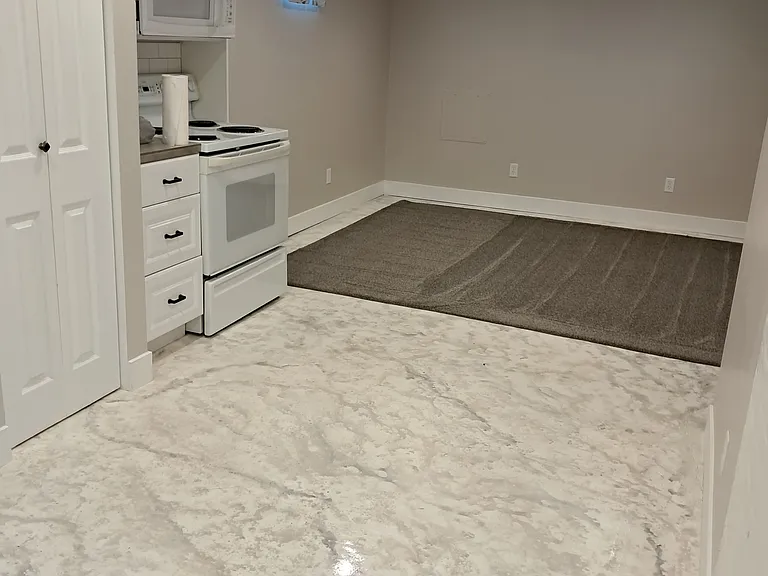 186 S Lakeview Dr — Photo 3