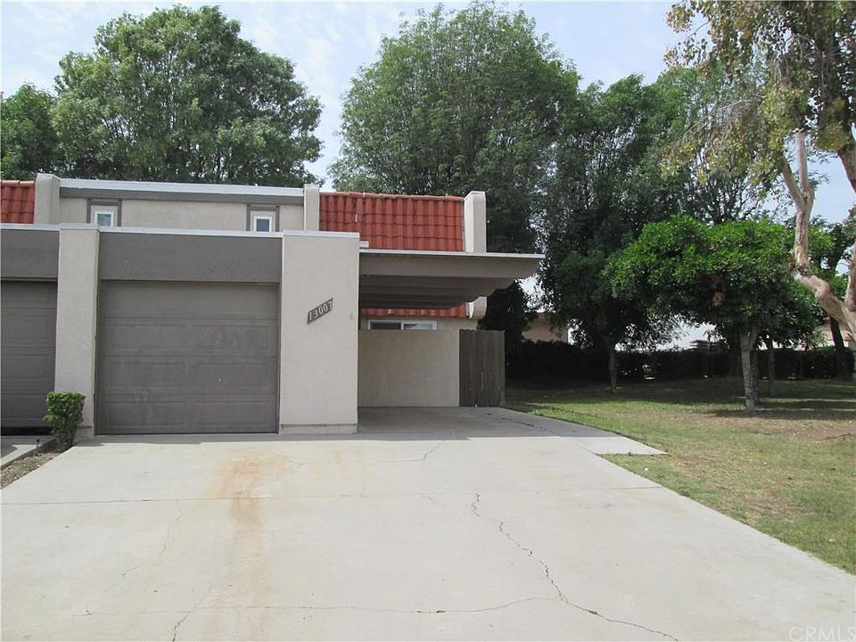 1st image of 13007 Via Del Sol Ave