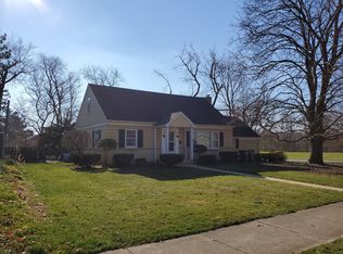 1121 W Keith Ave, Waukegan, IL 60085