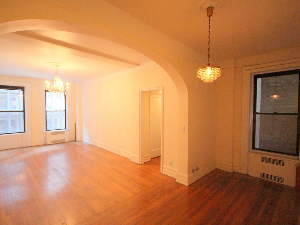 1st image of 203 W 54th St #4C
