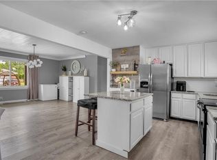 421 Plummer Dr, Chesapeake, VA 23323