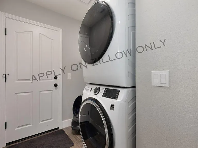 3319 Chapelle Dr — Photo 19