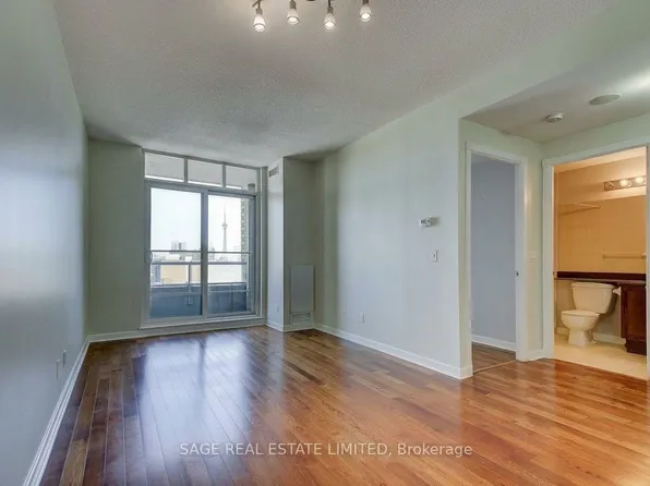 438 Richmond St W, Toronto, ON