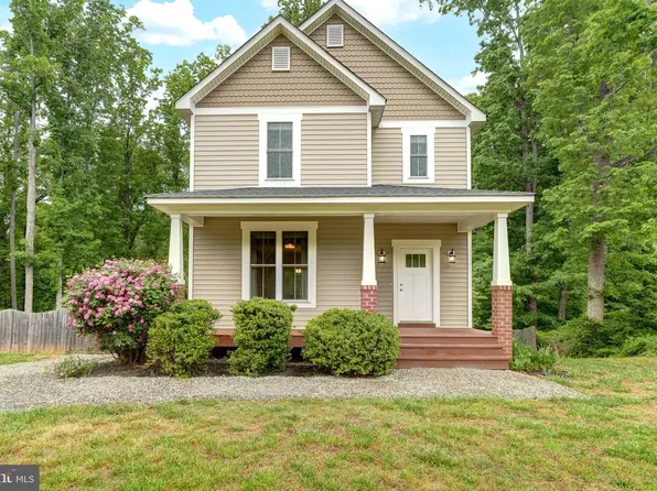 2948 New Hope Rd, Powhatan, VA 23139
