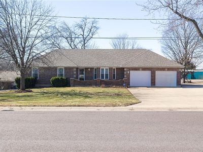 207 N 4th St, Odessa, MO, 64076