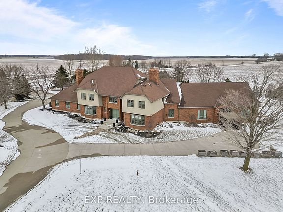 2nd image of 29830 Centre Rd