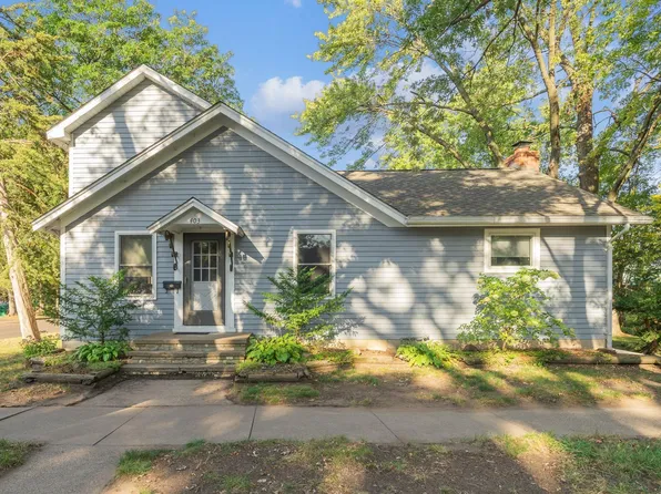 403 4th St N, Hudson, WI 54016