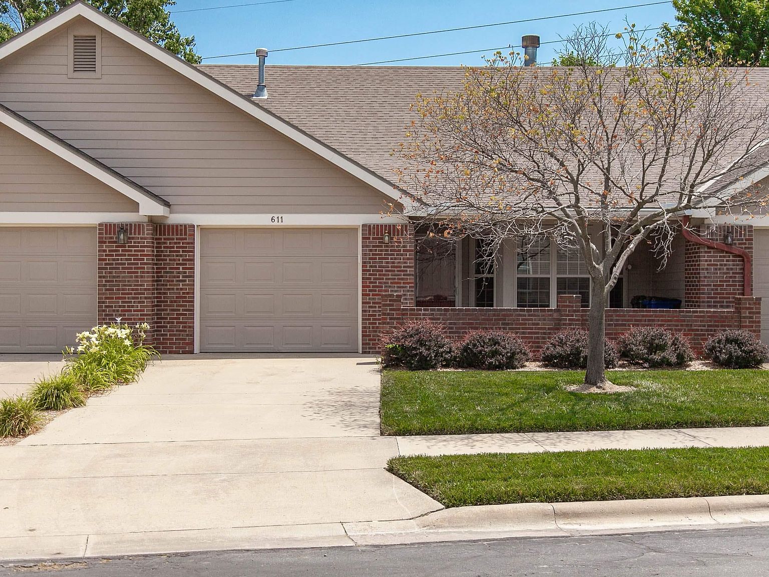 611 Regents St, Lawrence, KS 66049 MLS 159159 Zillow