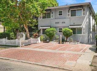 14531 Dickens St, Sherman Oaks, CA 91403