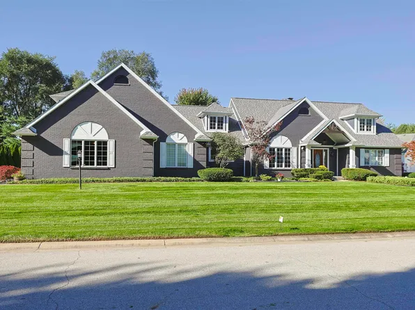 52209 Filbert Rd, Granger, IN 46530