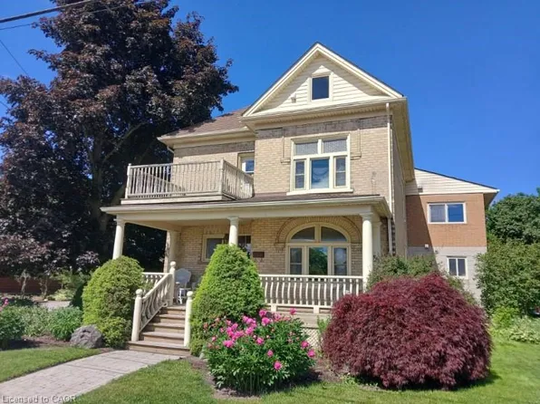 16 Hampton St, Woolwich, ON N3B 1X9