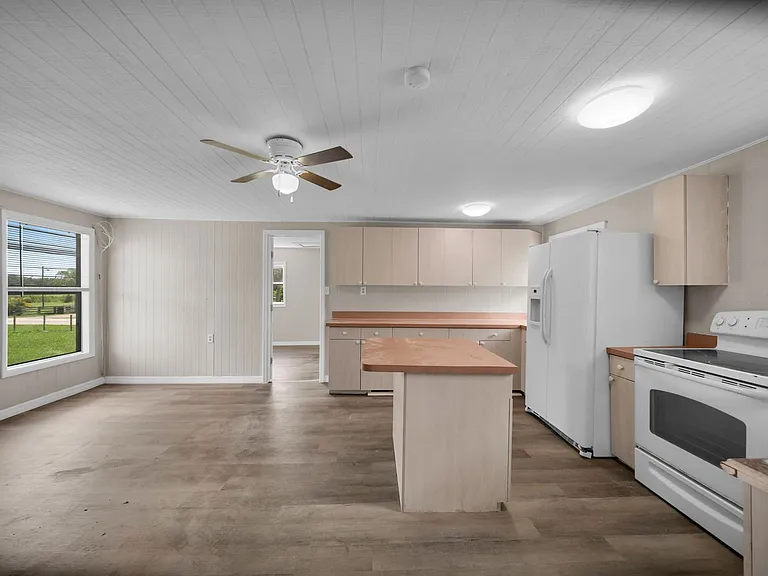 2950 Packinghouse Rd — Photo 5