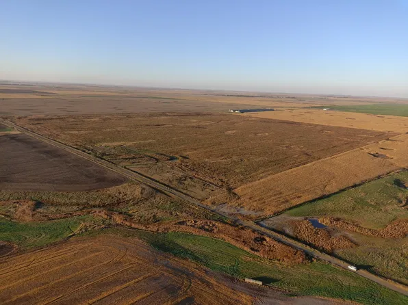 128th St, Ipswich, SD 57451