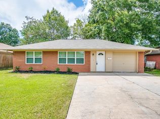 2122 Mulberry Ln, Pasadena, TX 77502