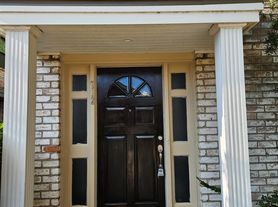 712 Augusta Dr, Houston, TX
