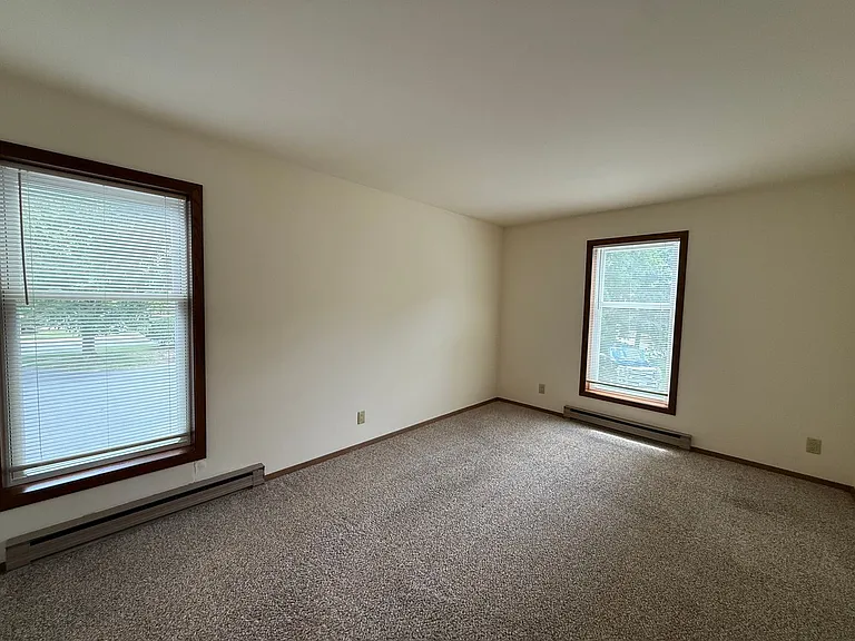 High Point Commons Apartments — Photo 48