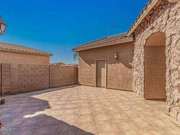 5th image of 2581 E Wisteria Dr