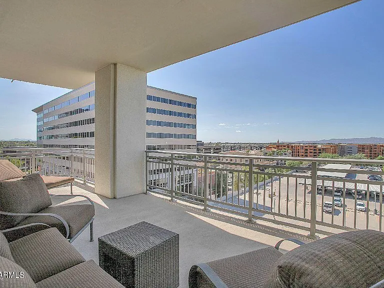 2211 E Camelback Rd #604 — Photo 16