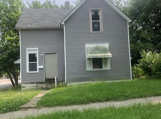 975 W Cerro Gordo St, Decatur, IL 62522