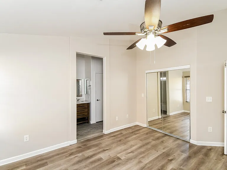 2717 S Ananea — Photo 7