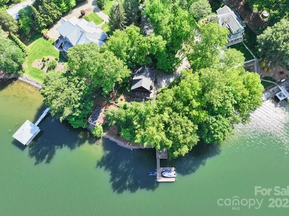 9289 Azalea Rd, Sherrills Ford, NC 28673
