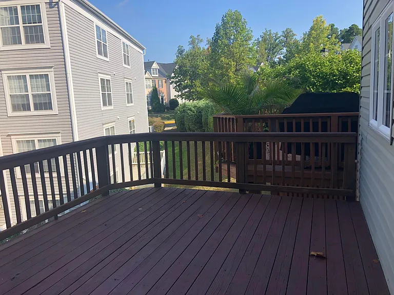 604 Samuels Way — Photo 10