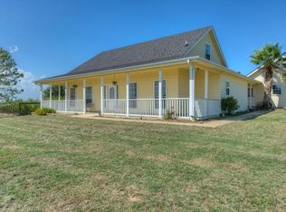 1046 Highway 95 N, Elgin, TX 78621