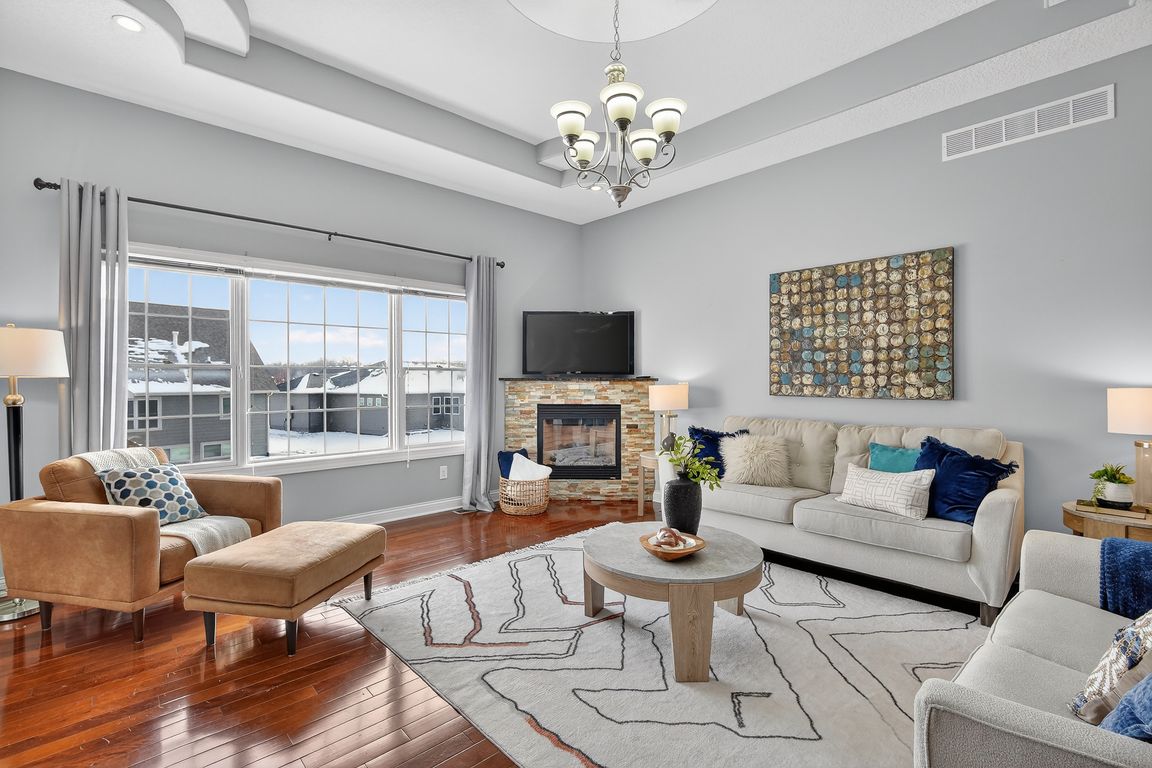 next background image