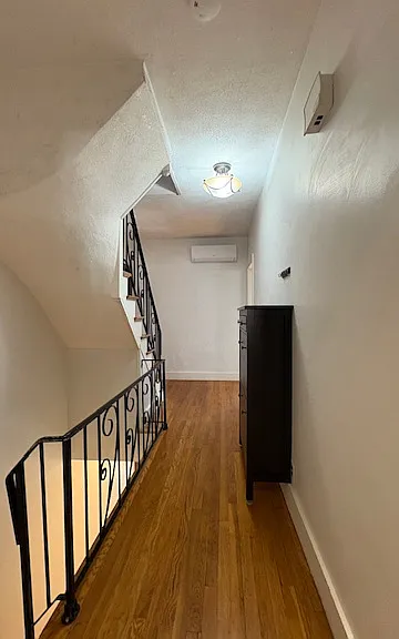 12-14 Howard St #2 — Photo 19