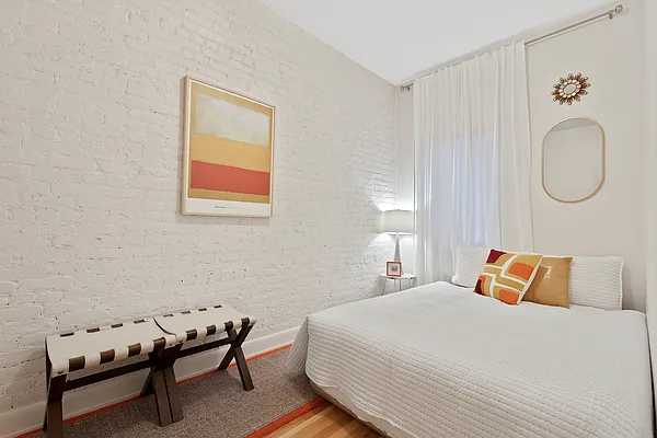 Sold by Compass | media 6