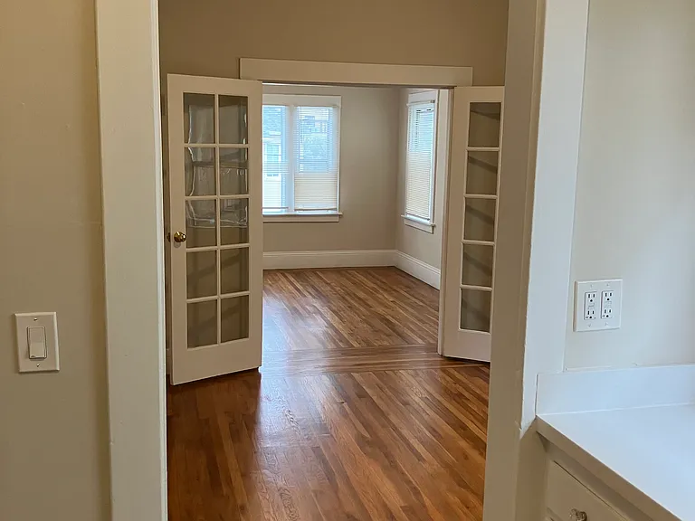 437 Euclid Ave #4 — Photo 13