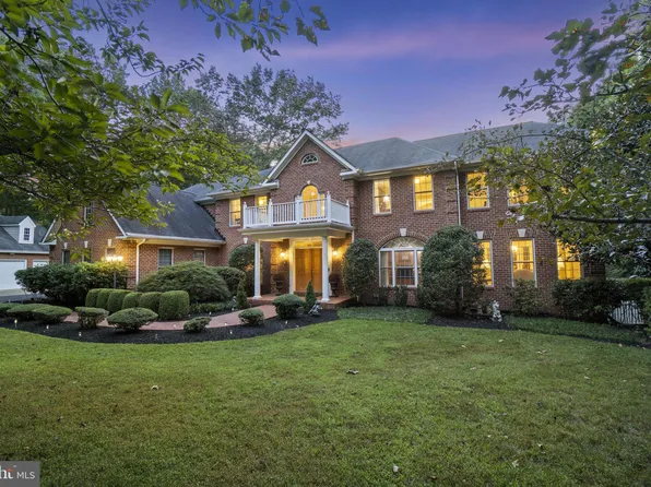 18 Hermitage Dr, Stafford, VA 22556