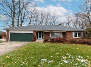 291 E Oak St, Harrison, MI