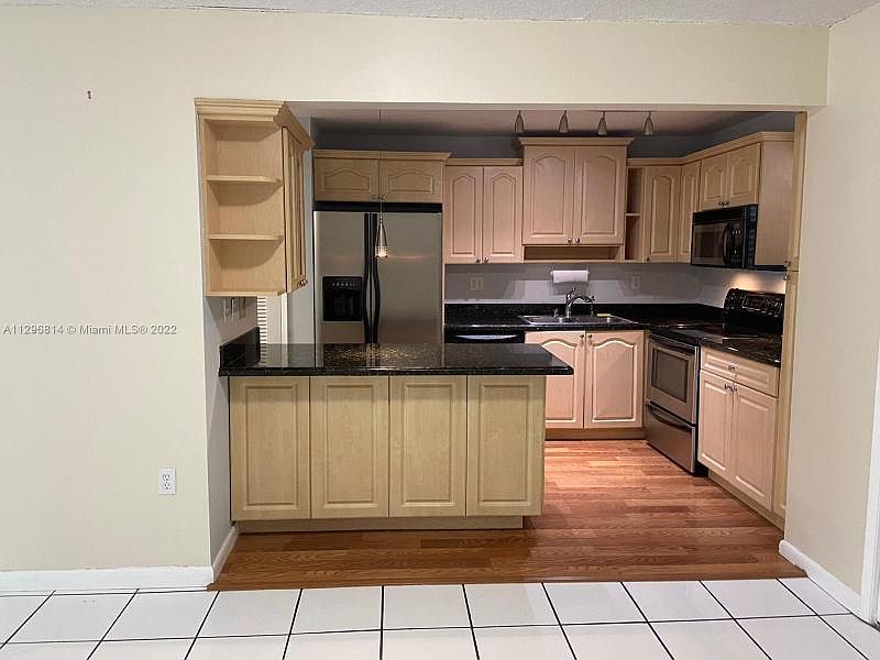 1st image of 9150 Fontainebleau Blvd #302IV