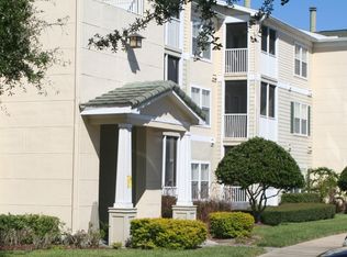 18501 Bridle Club Dr, Tampa, FL 33647