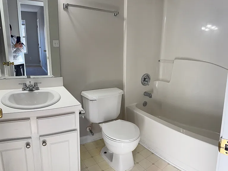 Hall Bath.