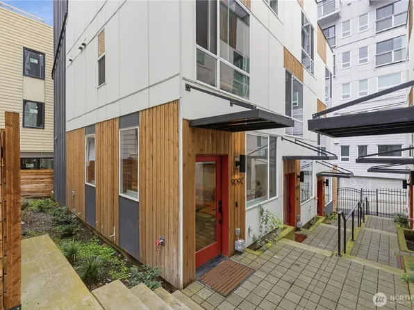 909 Hiawatha Place S #C, Seattle, WA 98144