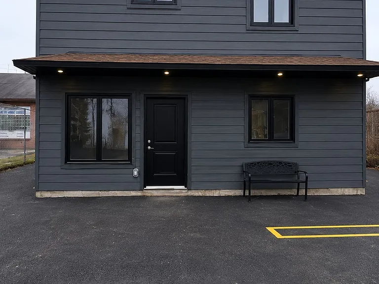 6610 Fourth Line Rd #6 — Photo 1