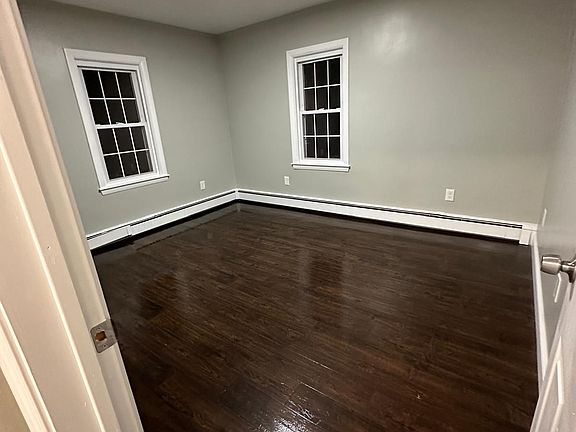 2nd image of 267 Homestead Ave