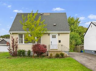 9 Admiral Rd, Saint Catharines, ON L2P 1G4