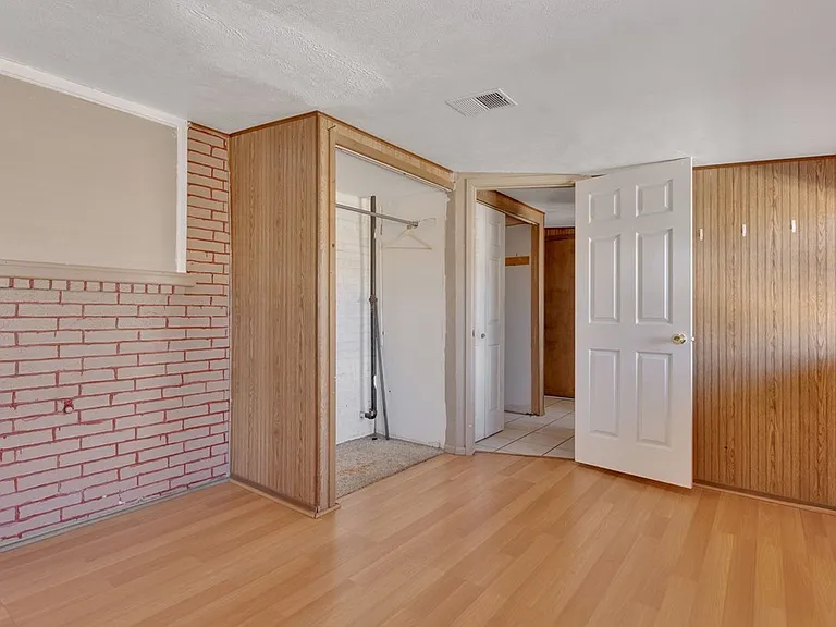 3524 W Shandon Ave — Photo 25