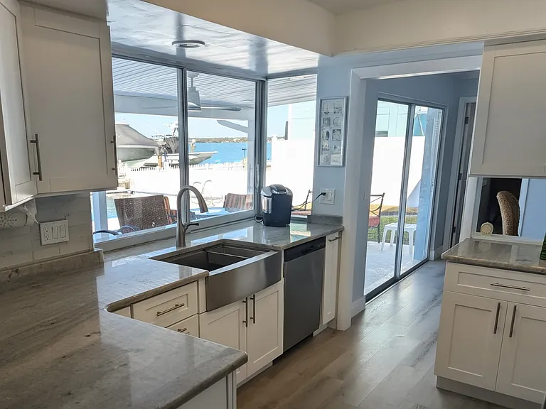 820 Capri Blvd — Photo 5