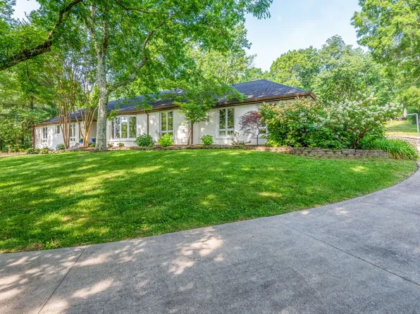 105 Groome Dr, Nashville, TN 37205