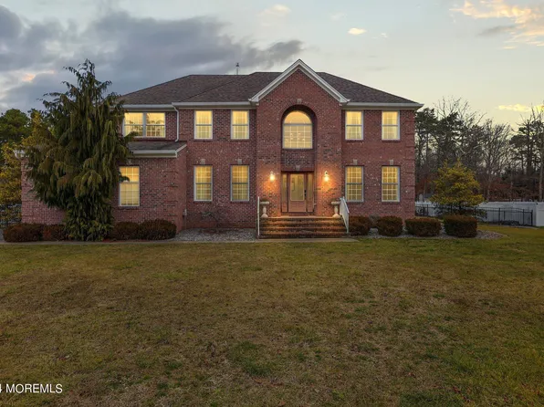 3 Sarah Court, Jackson, NJ 08527