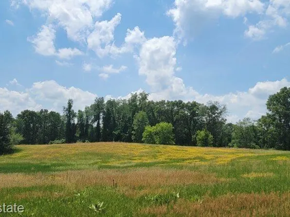 000C Kingsbury Rd, Delton, MI 49046