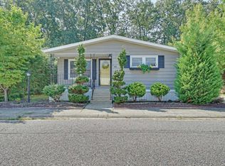 124 Douglas Dr, Jackson, NJ 08527