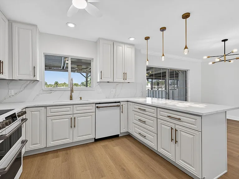 6497 Cape Hatteras Way NE #3 — Photo 38