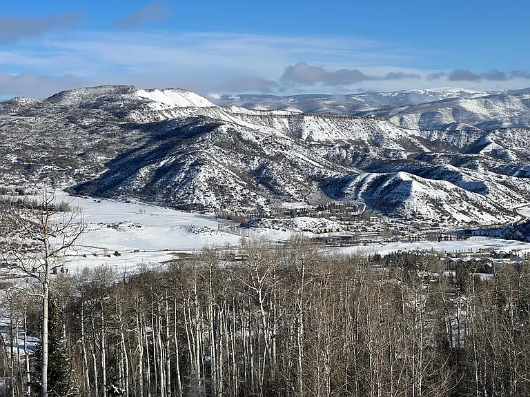 NW view